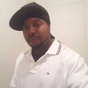 Meet your Posher, Hakim